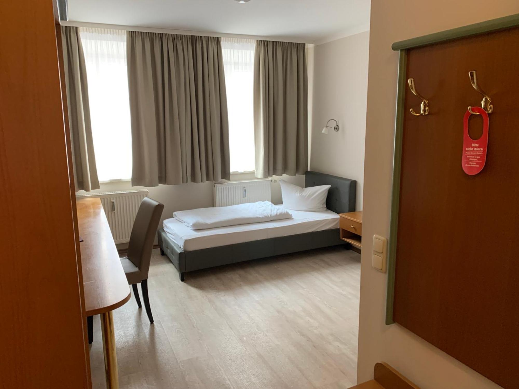 Boardinghouse Hotel