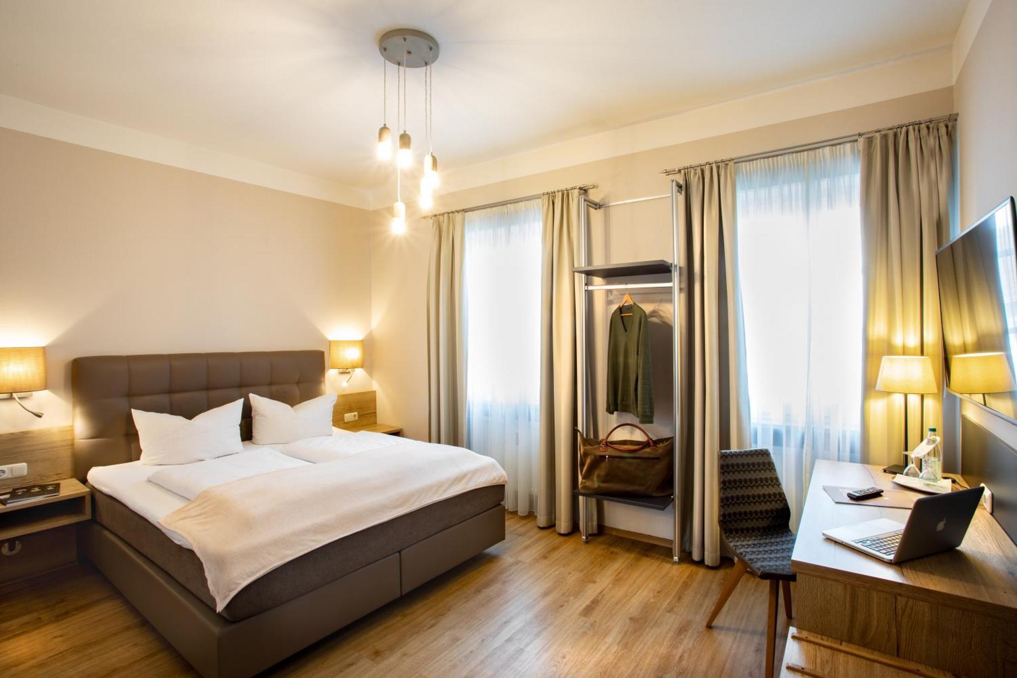 Boardinghouse Hotel