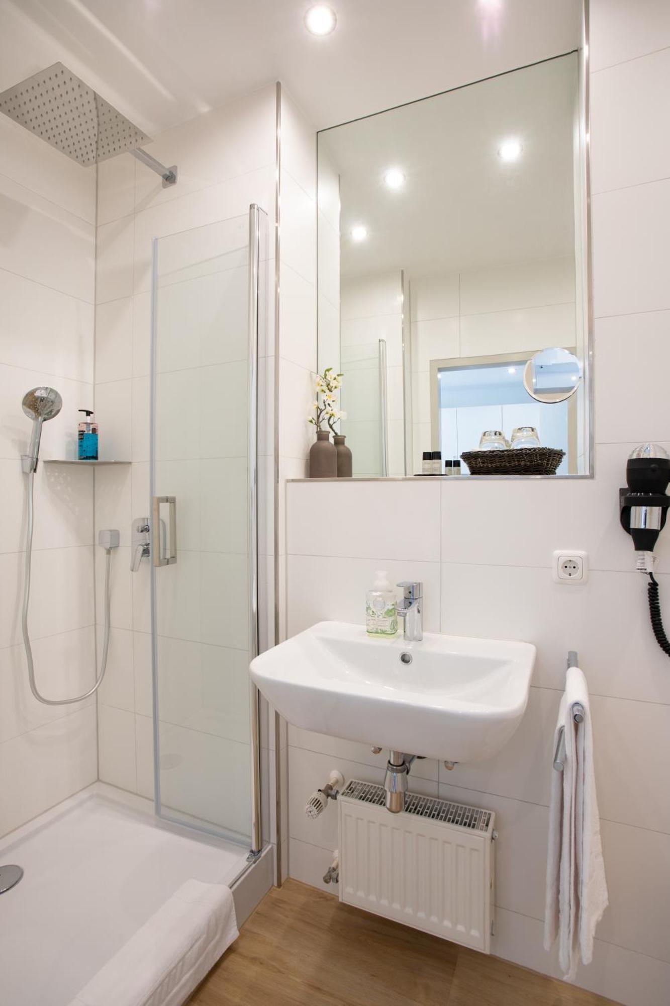 Hotel Boardinghouse 3*